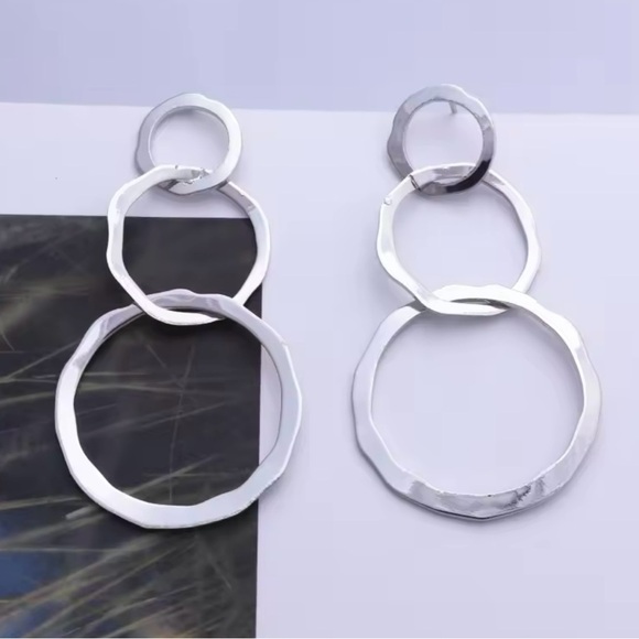Silver Three Circle Glossy Dangle Earrings - Picture 1 of 4